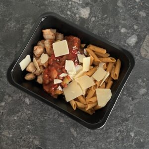 Volkorenpasta kip cacciatore