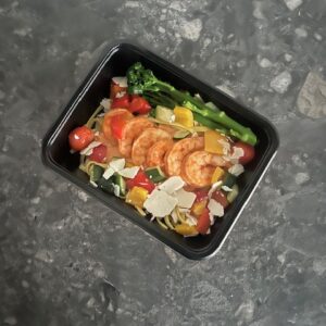 Scampi diabolique met tagliatelle, courgette, bloemkool & rode paprika