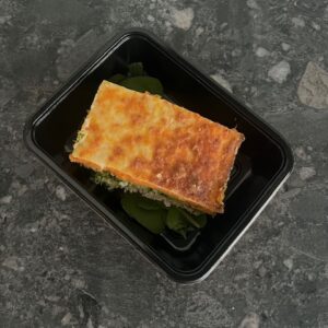 Hete bliksem met kippengehakt, prei & puree van raap en zoete aardappel