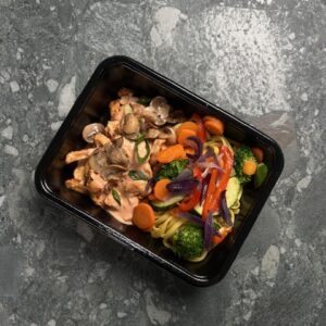 Thaise Rode Curry met Tagliatelle, Kip & groenten