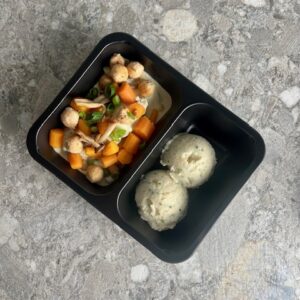 Kippenblanquette met wortel, champignons & een bloemkoolpuree