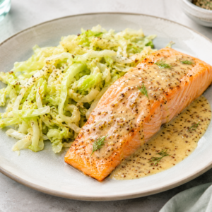 Oven gebakken zalm met graantjesmosterdsaus & spitskool